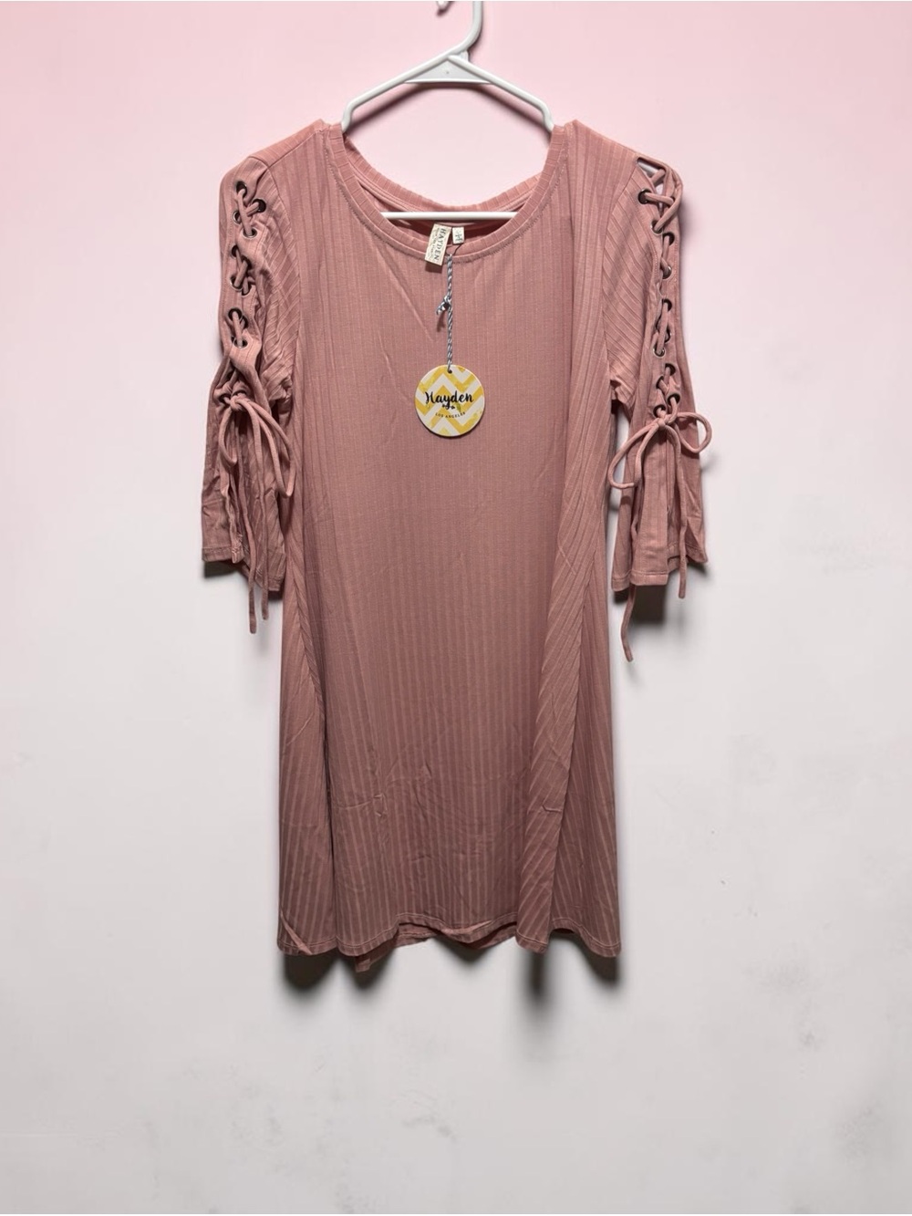 NWT Hayden Lace-Up Sleeve Ribbed Knit Dress in Dusty Rose Size L